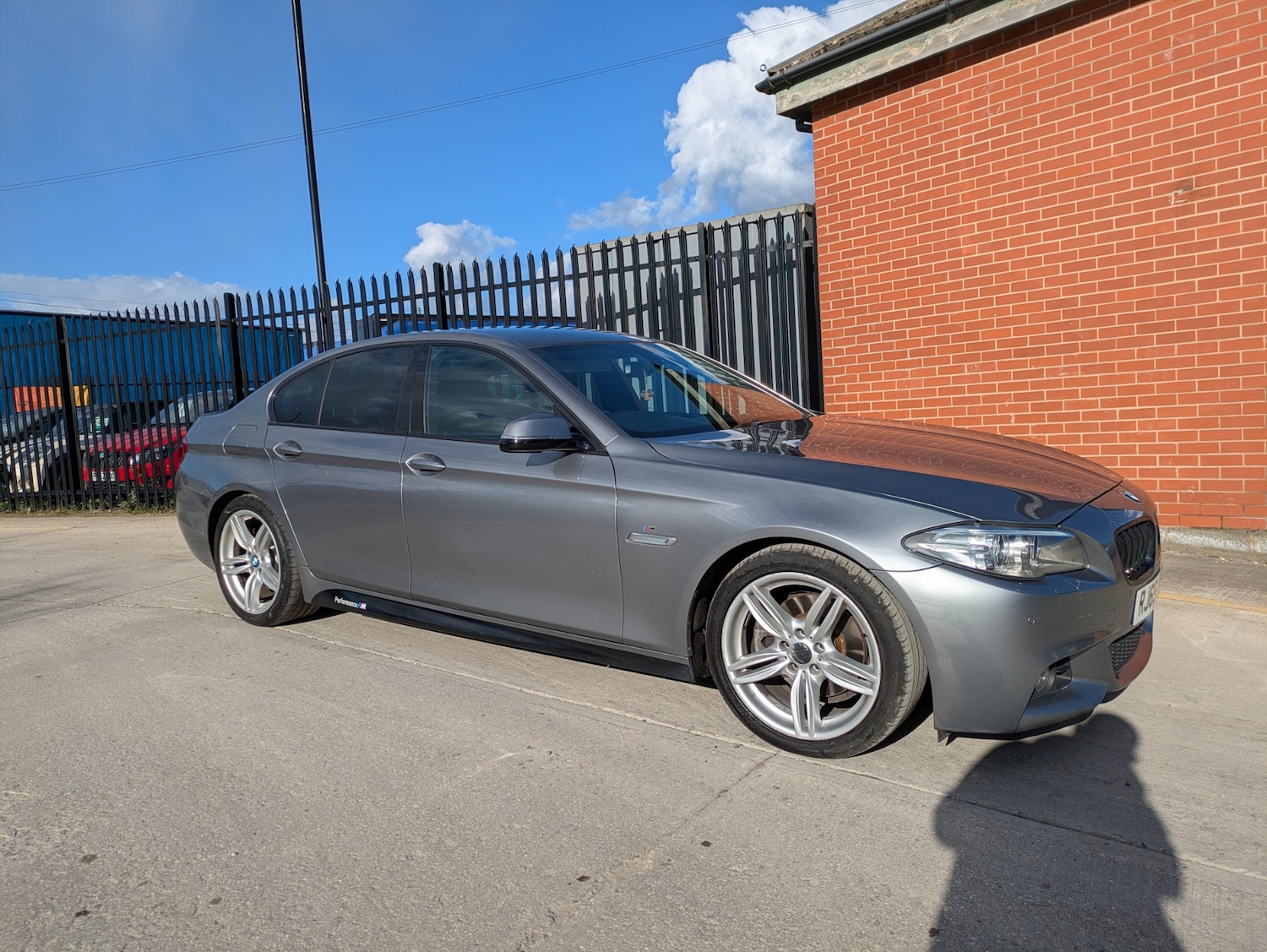 Used BMW 5 Series 2015 for sale - 77896730: Photo 2