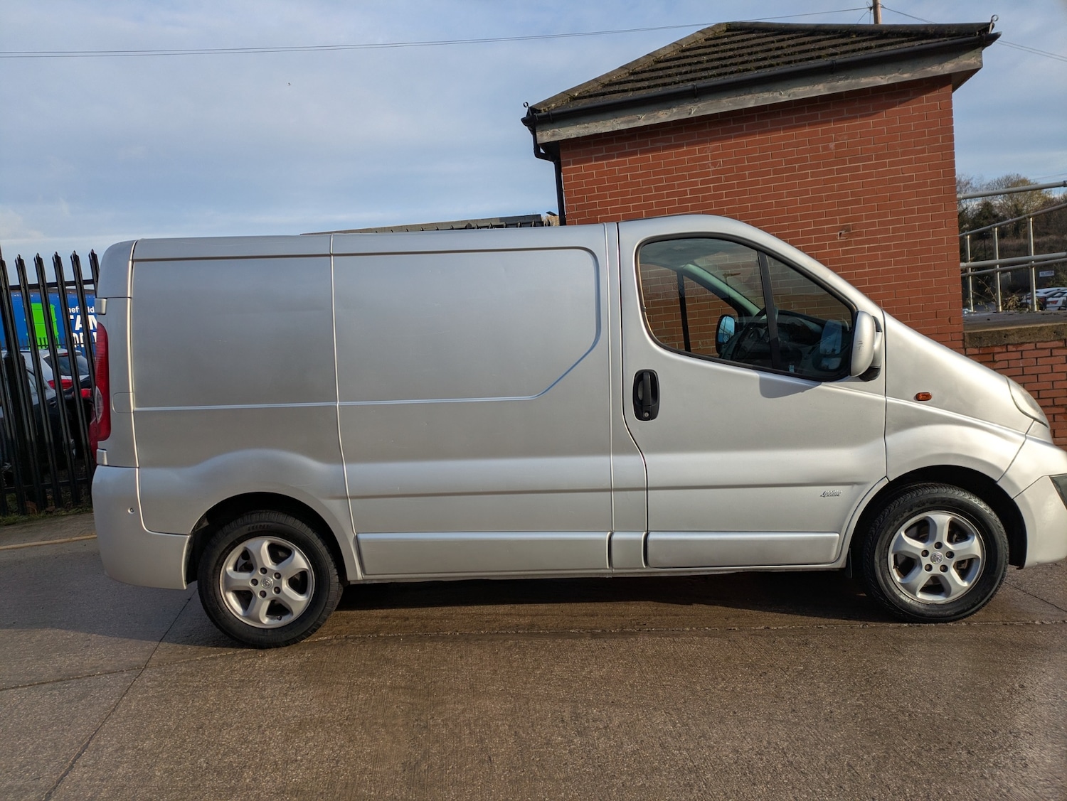 Used Vauxhall Vivaro 2013 for sale - 76831104: Photo 11