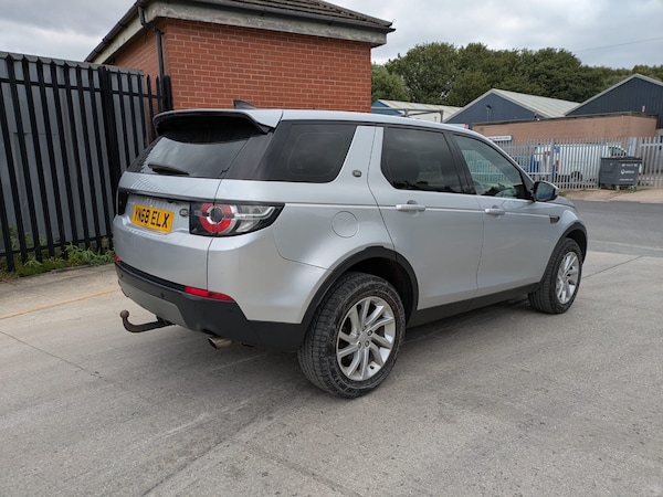 Used Land Rover Discovery 2025 for sale - 75423544: Photo 10