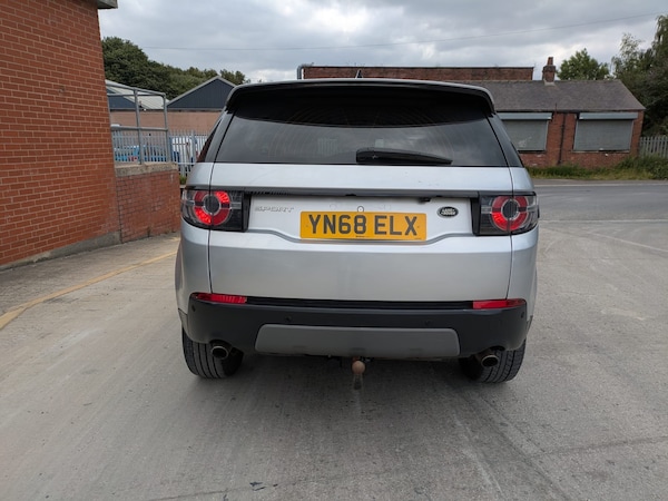 Used Land Rover Discovery 2025 for sale - 75423544: Photo 8