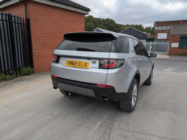 Used Land Rover Discovery 2025 for sale - 75423544: Photo 9