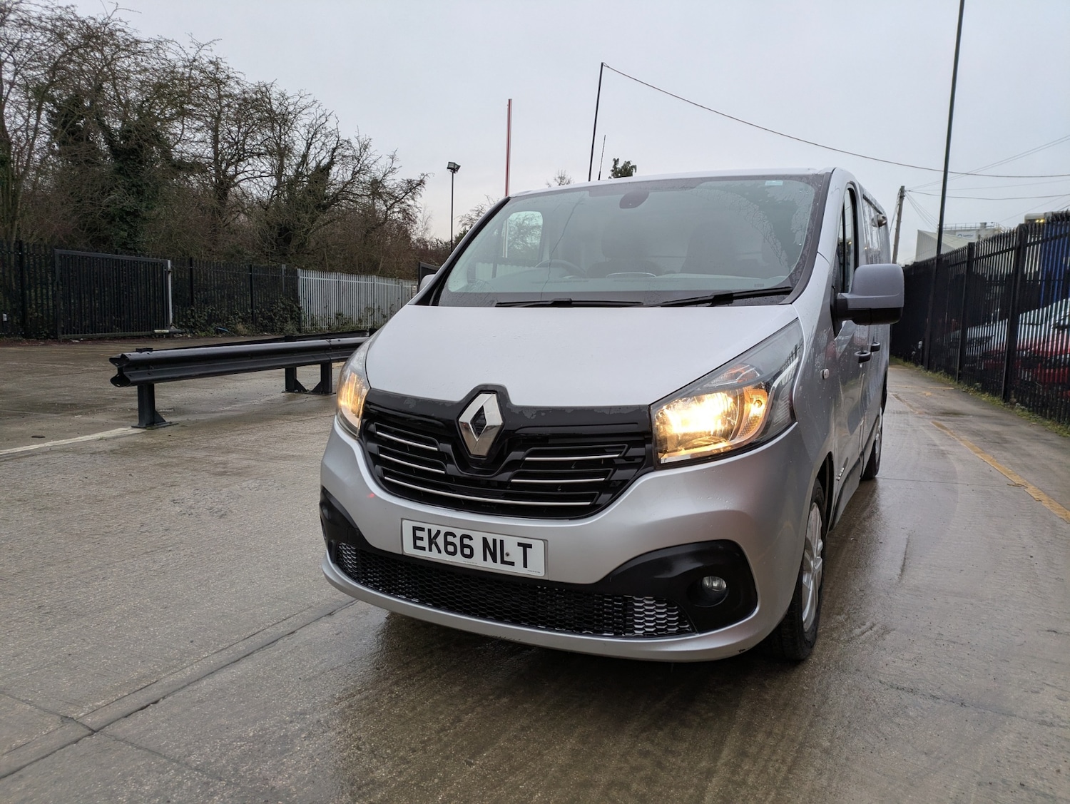 Used Renault Trafic 2016 for sale - 77208786: Photo 2