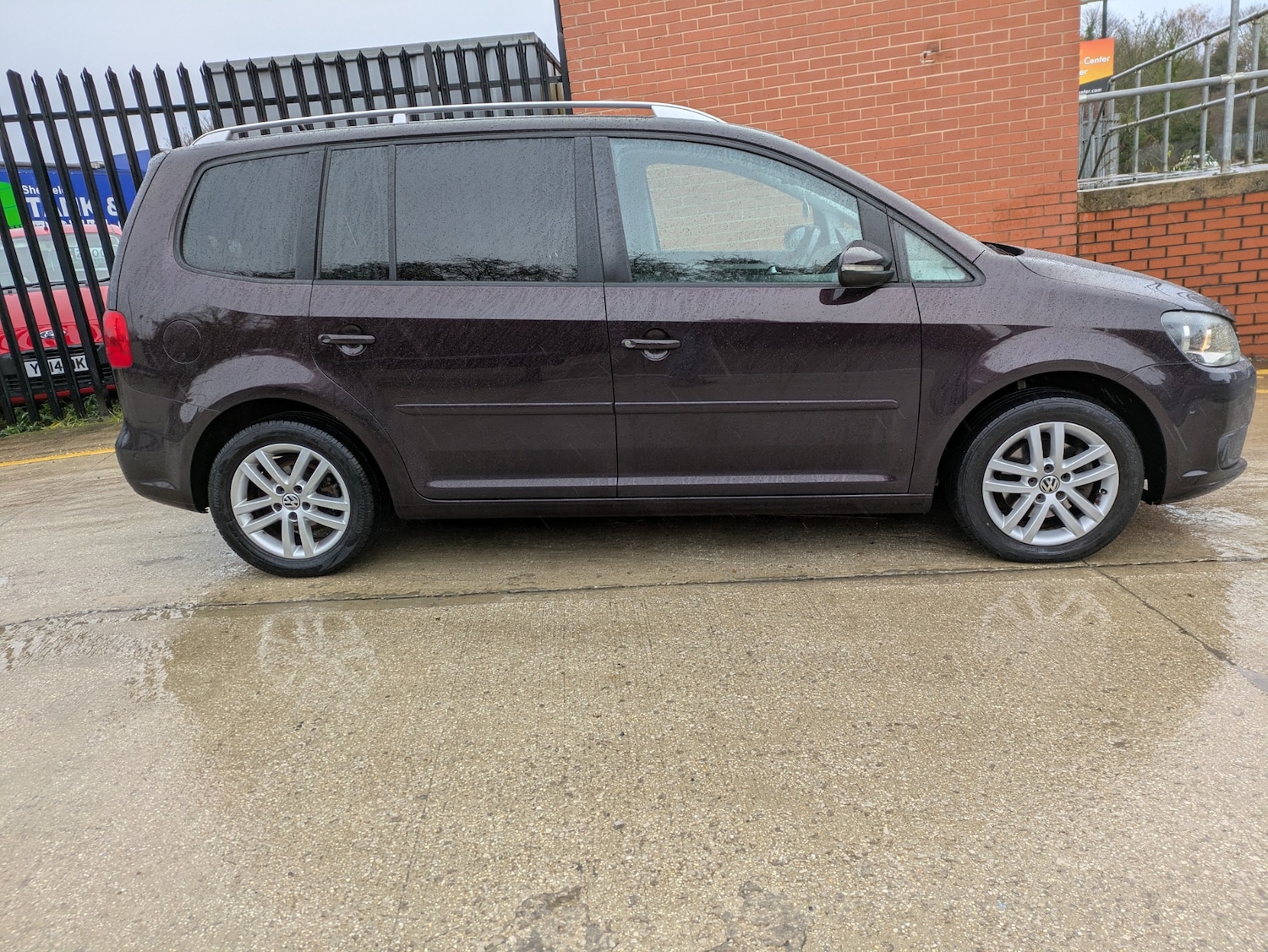 Used Volkswagen Touran 2013 for sale - 76748687: Photo 12