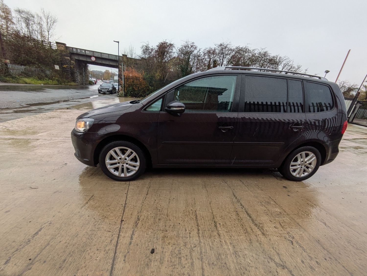 Used Volkswagen Touran 2013 for sale - 76748687: Photo 5