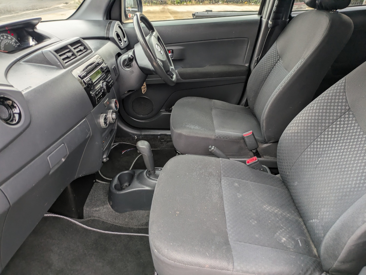 Used Daihatsu Materia 2009 for sale - 77896750: Photo 24