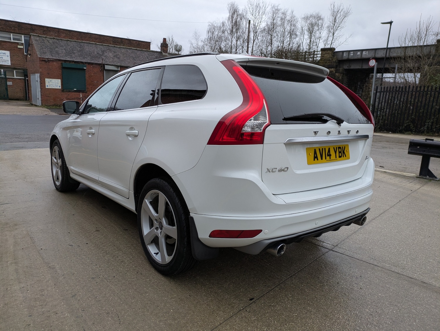 Used Volvo XC60 2014 for sale - 77541541: Photo 10