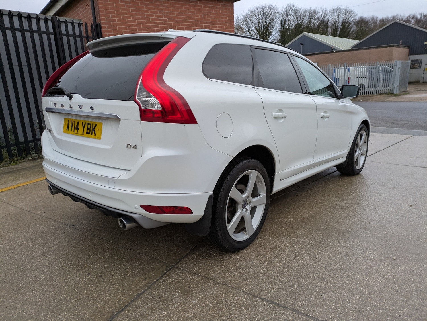 Used Volvo XC60 2014 for sale - 77541541: Photo 13