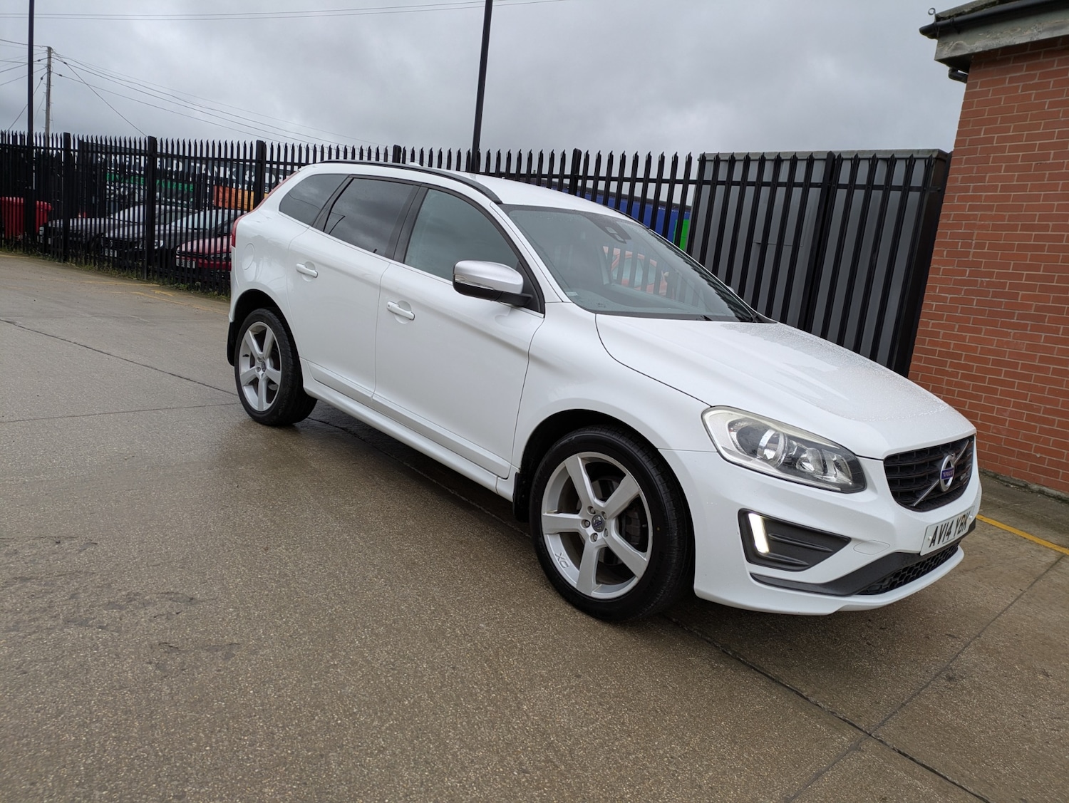 Used Volvo XC60 2014 for sale - 77541541: Photo 17