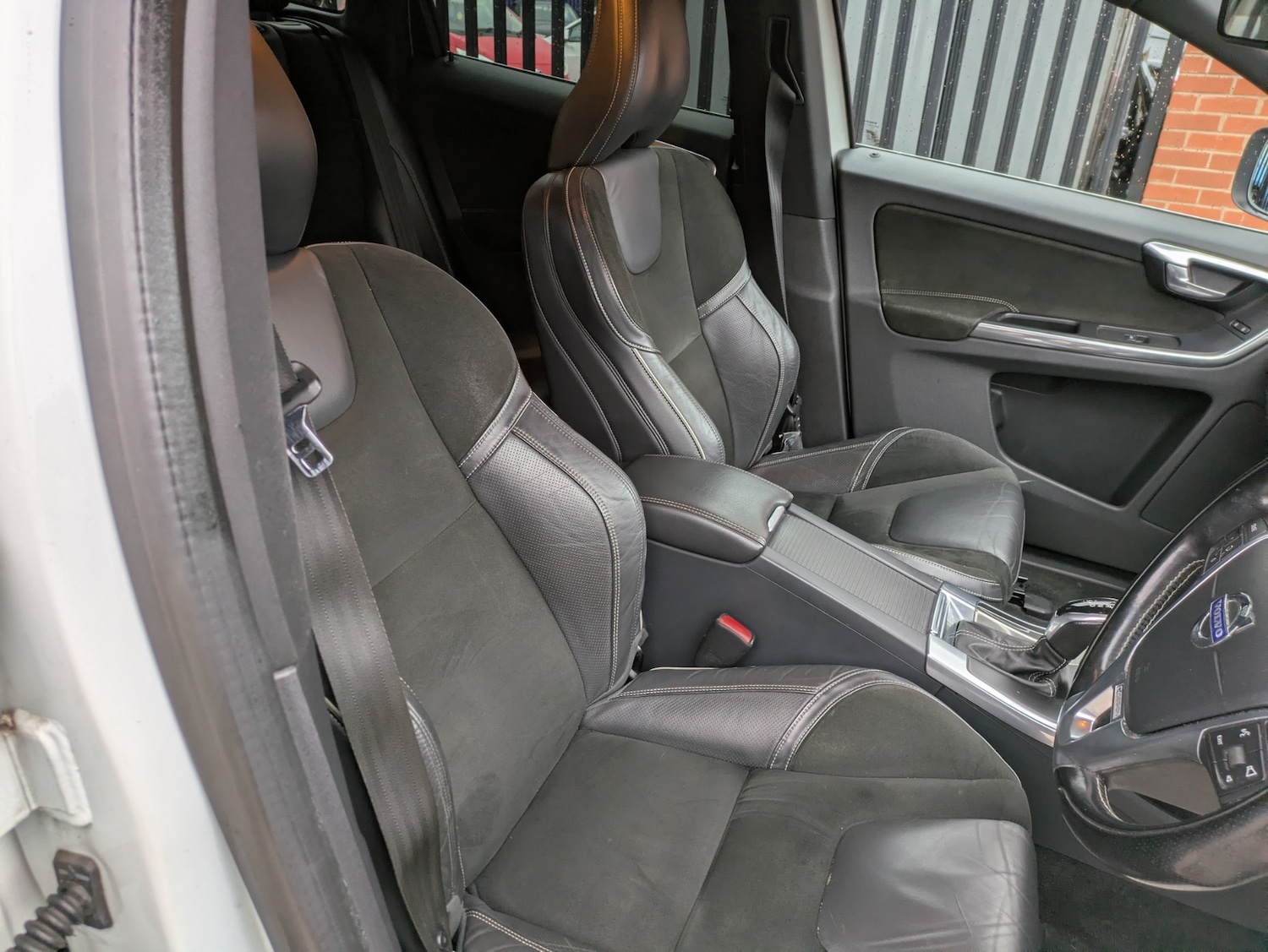 Used Volvo XC60 2014 for sale - 77541541: Photo 27