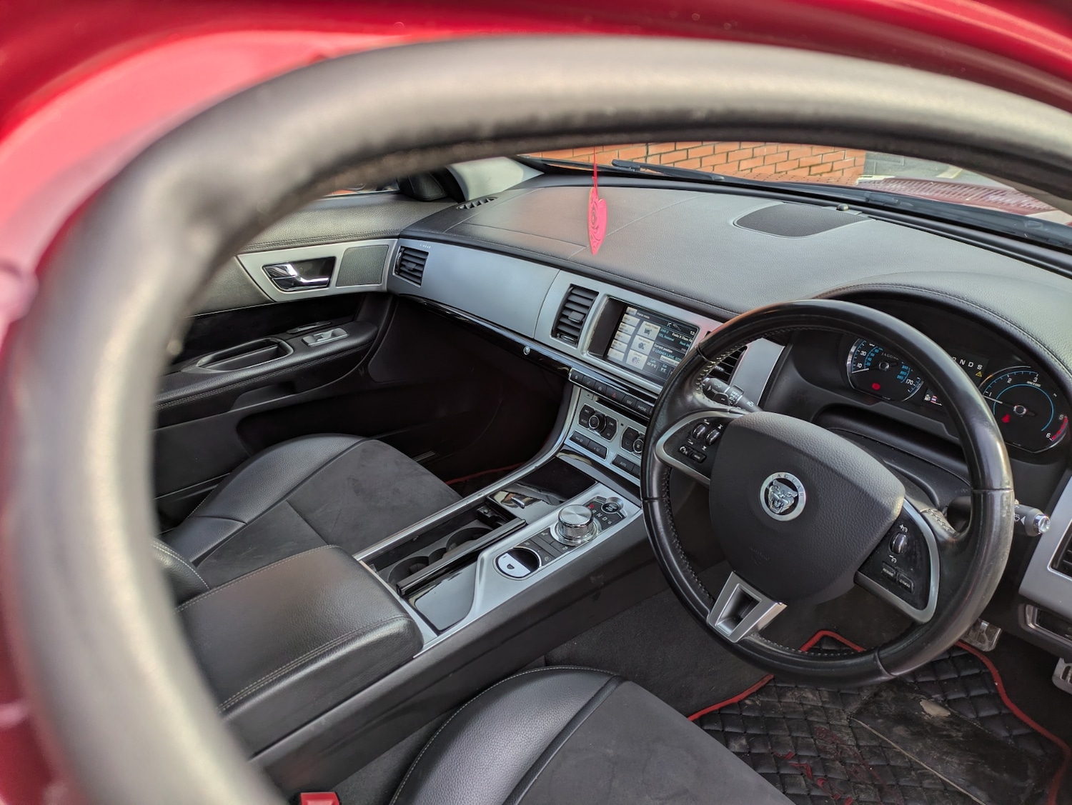 Used Jaguar XF 2013 for sale - 77196639: Photo 27