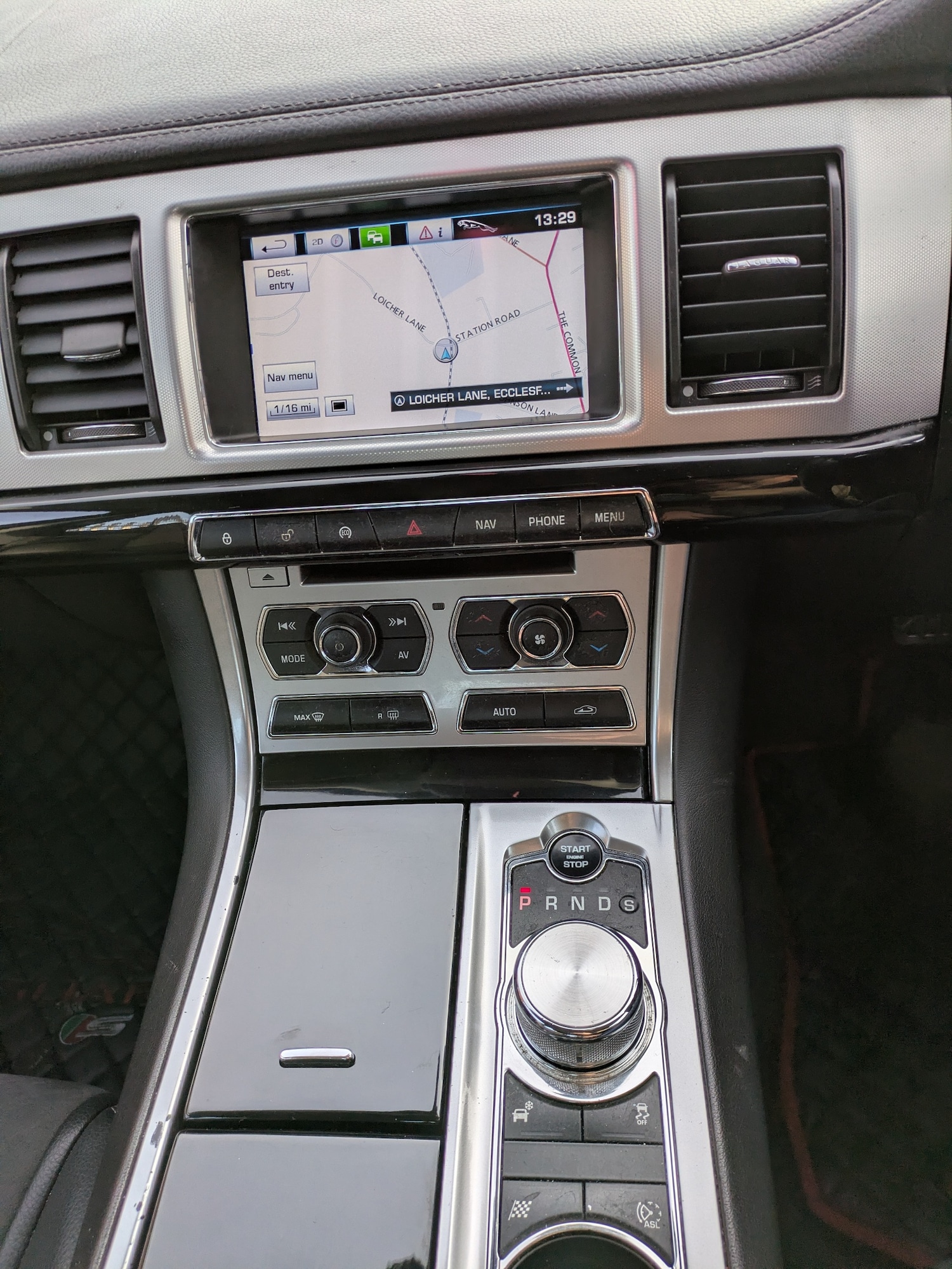 Used Jaguar XF 2013 for sale - 77196639: Photo 30