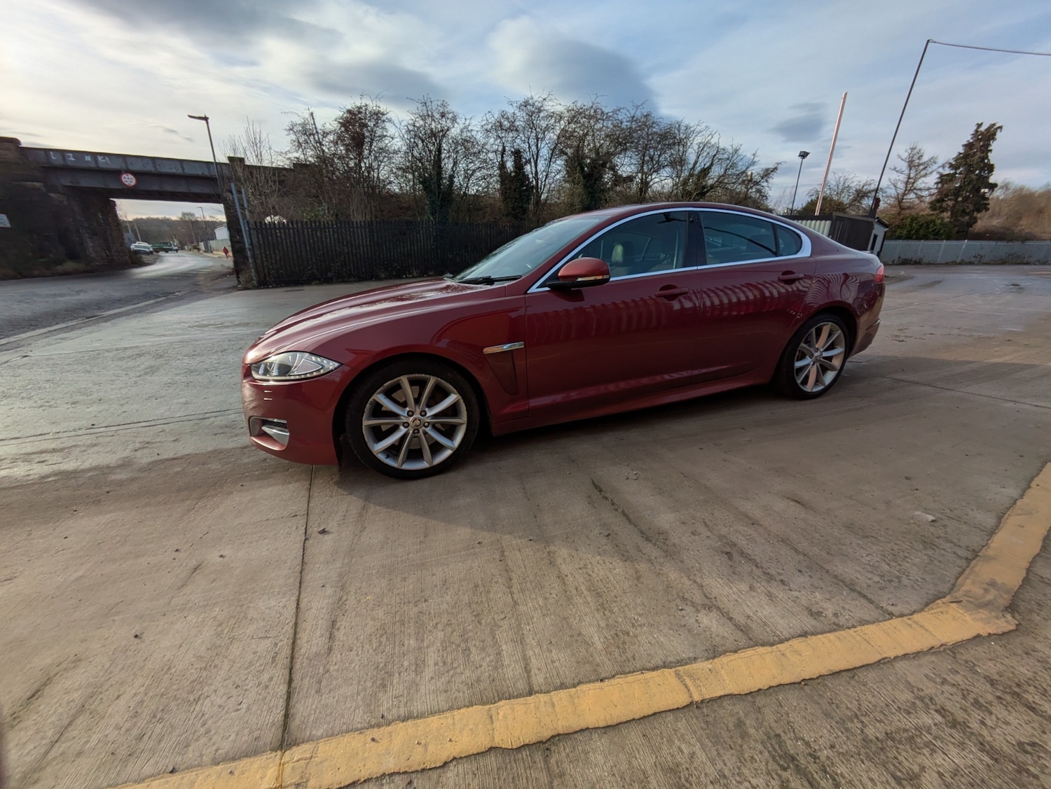 Used Jaguar XF 2013 for sale - 77196639: Photo 5