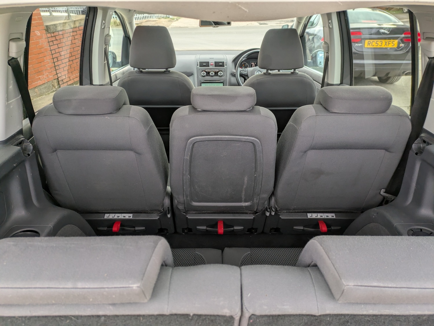 Used Volkswagen Touran 2010 for sale - 77663060: Photo 20