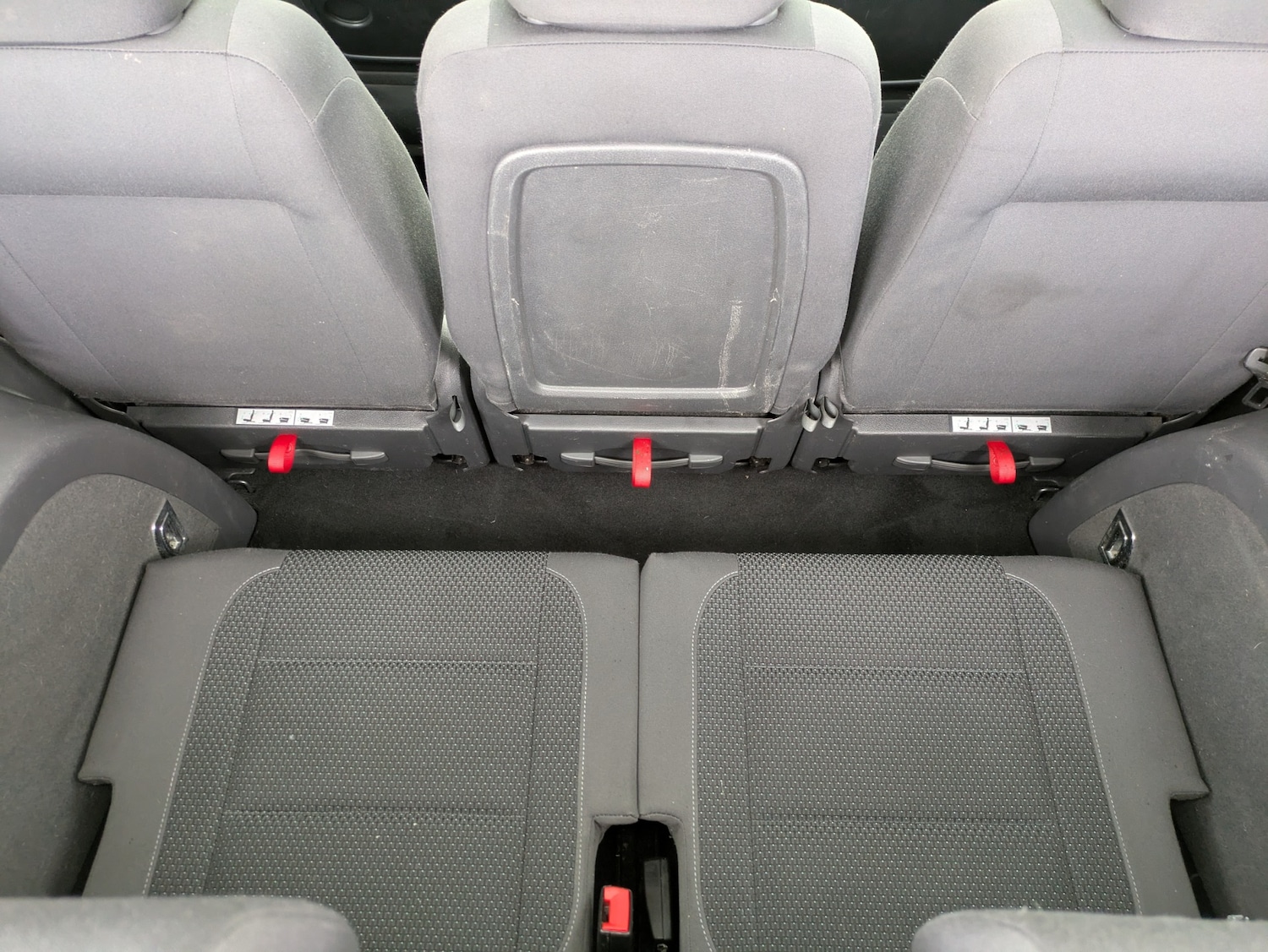 Used Volkswagen Touran 2010 for sale - 77663060: Photo 21