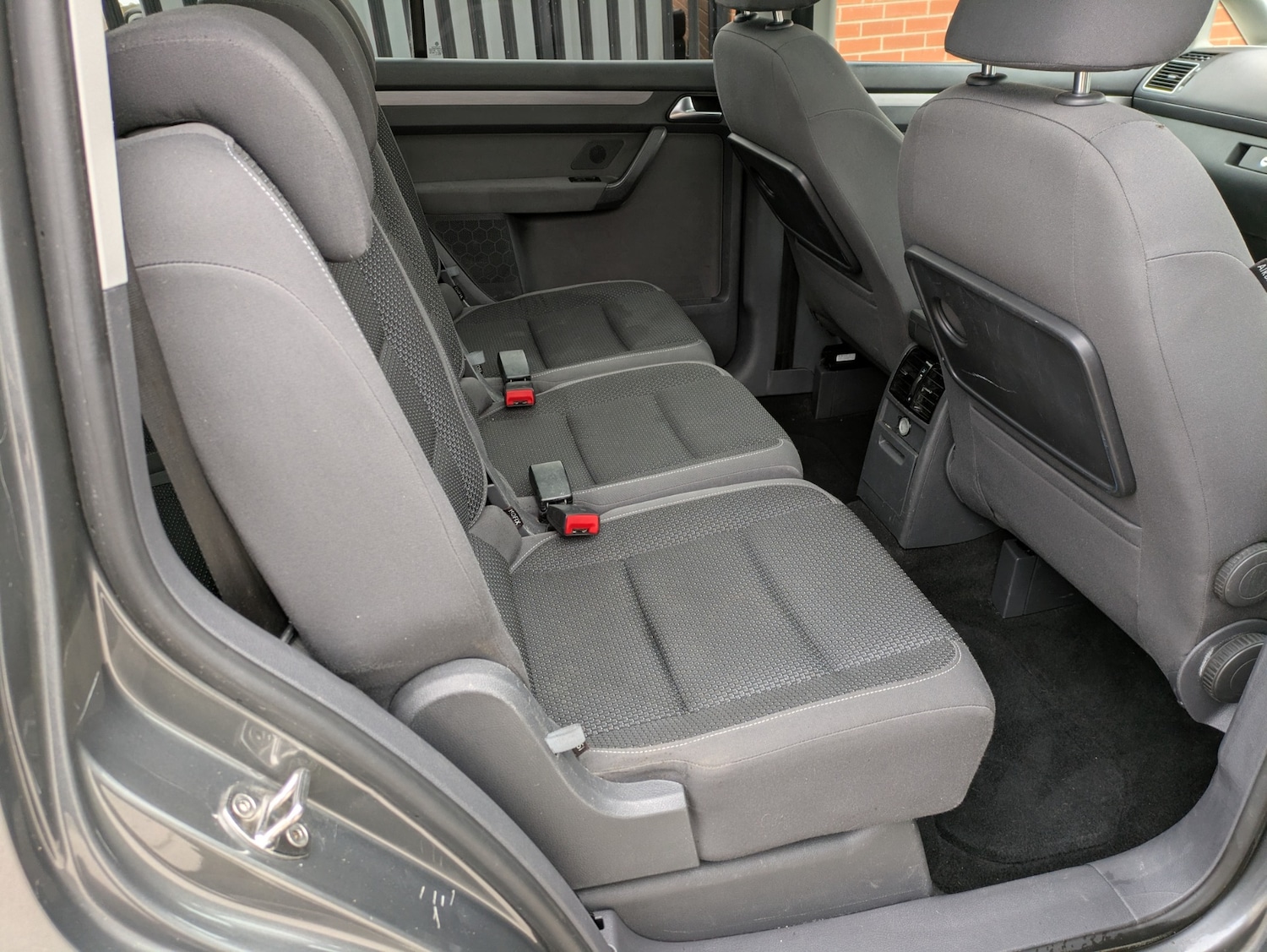 Used Volkswagen Touran 2010 for sale - 77663060: Photo 22