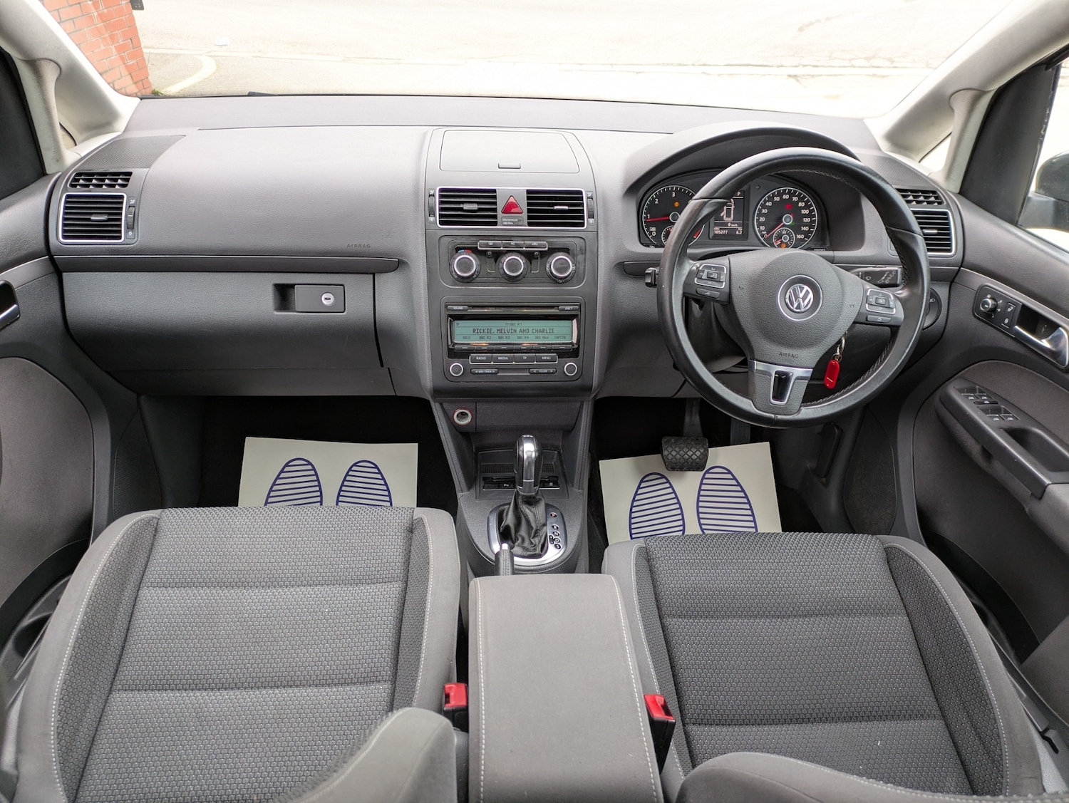 Used Volkswagen Touran 2010 for sale - 77663060: Photo 26