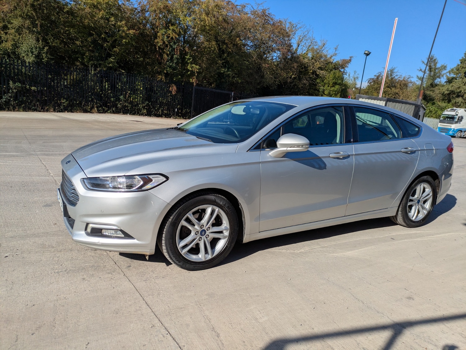 Used Ford Mondeo 2017 for sale - 76064522: Photo 3