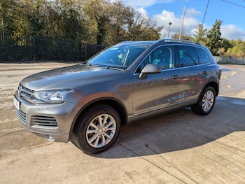 Used Volkswagen Touareg 2010 for sale - 76353076: Photo