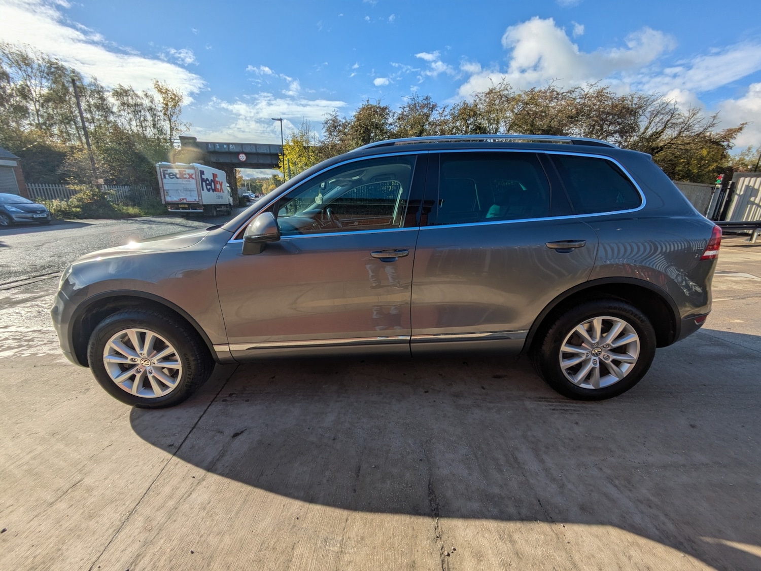 Used Volkswagen Touareg 2010 for sale - 76353076: Photo 5