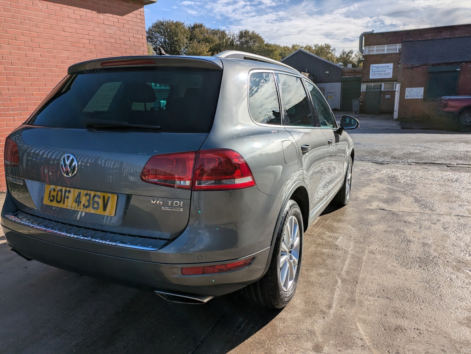 Used Volkswagen Touareg 2010 for sale - 76353076: Photo 9
