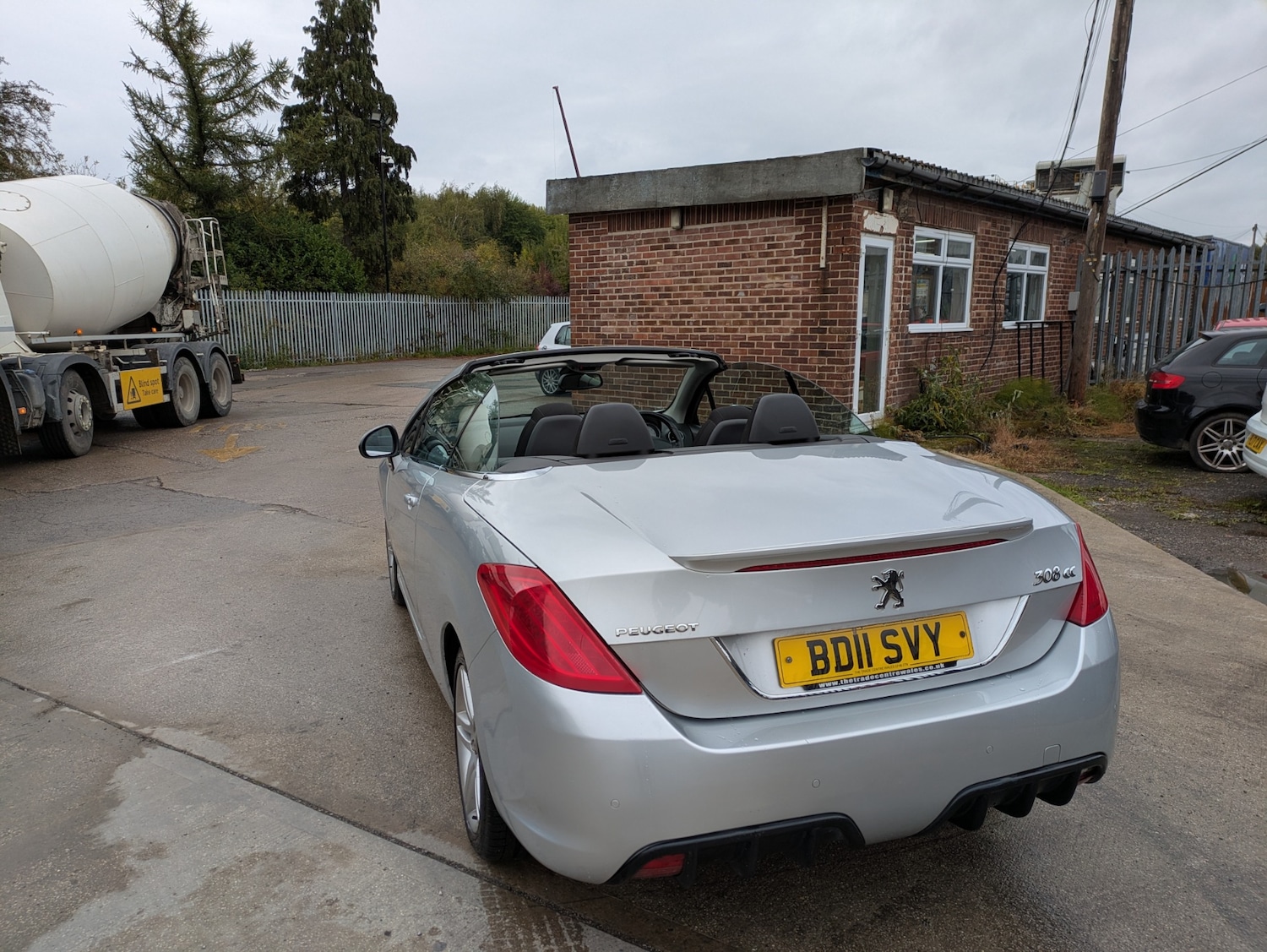 Used Peugeot 308 2011 for sale - 76131261: Photo 14