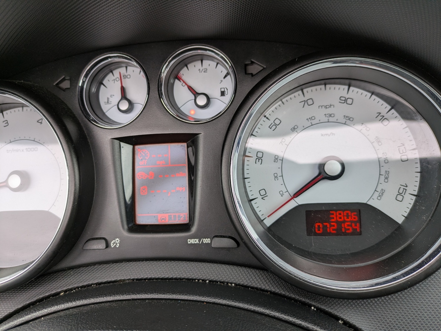 Used Peugeot 308 2011 for sale - 76131261: Photo 18