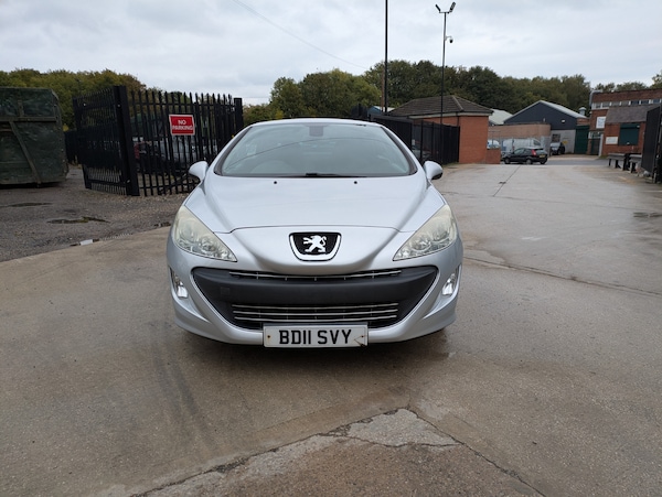 Used Peugeot 308 2011 for sale - 76131261: Photo 1