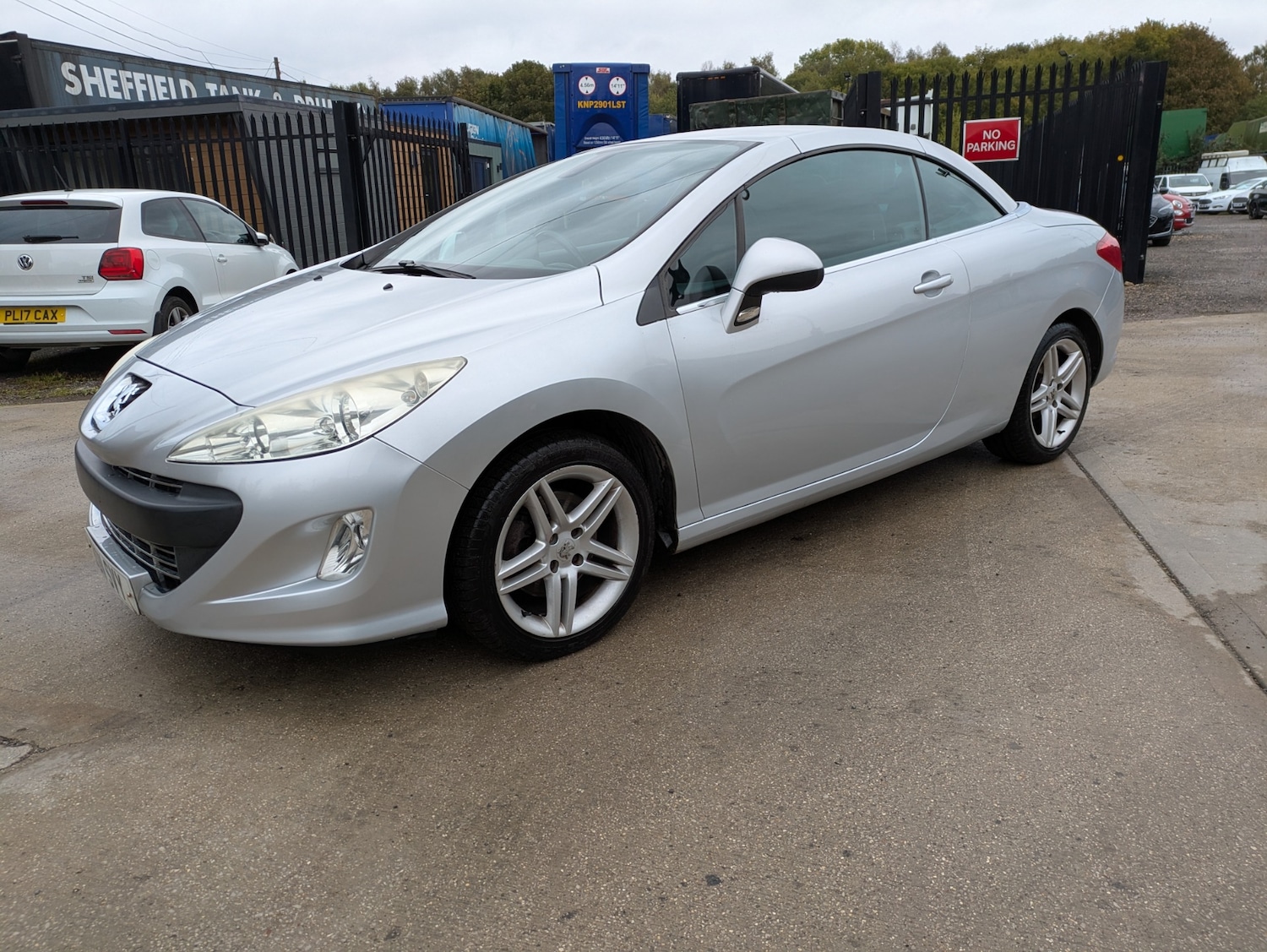 Used Peugeot 308 2011 for sale - 76131261: Photo 3