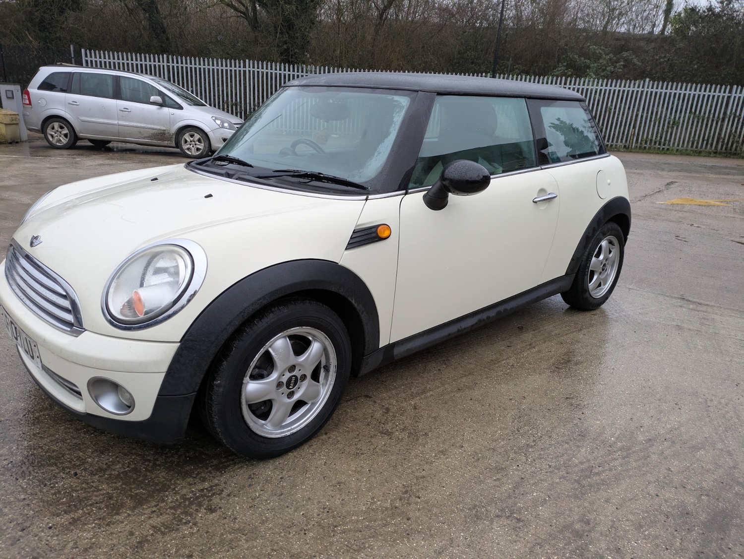 Used MINI Hatch 2010 for sale - 77502736: Photo 3