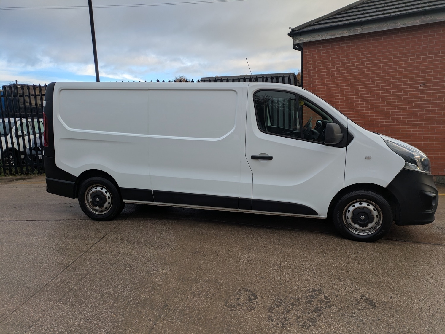 Used Vauxhall Vivaro 2018 for sale - 76517644: Photo 12