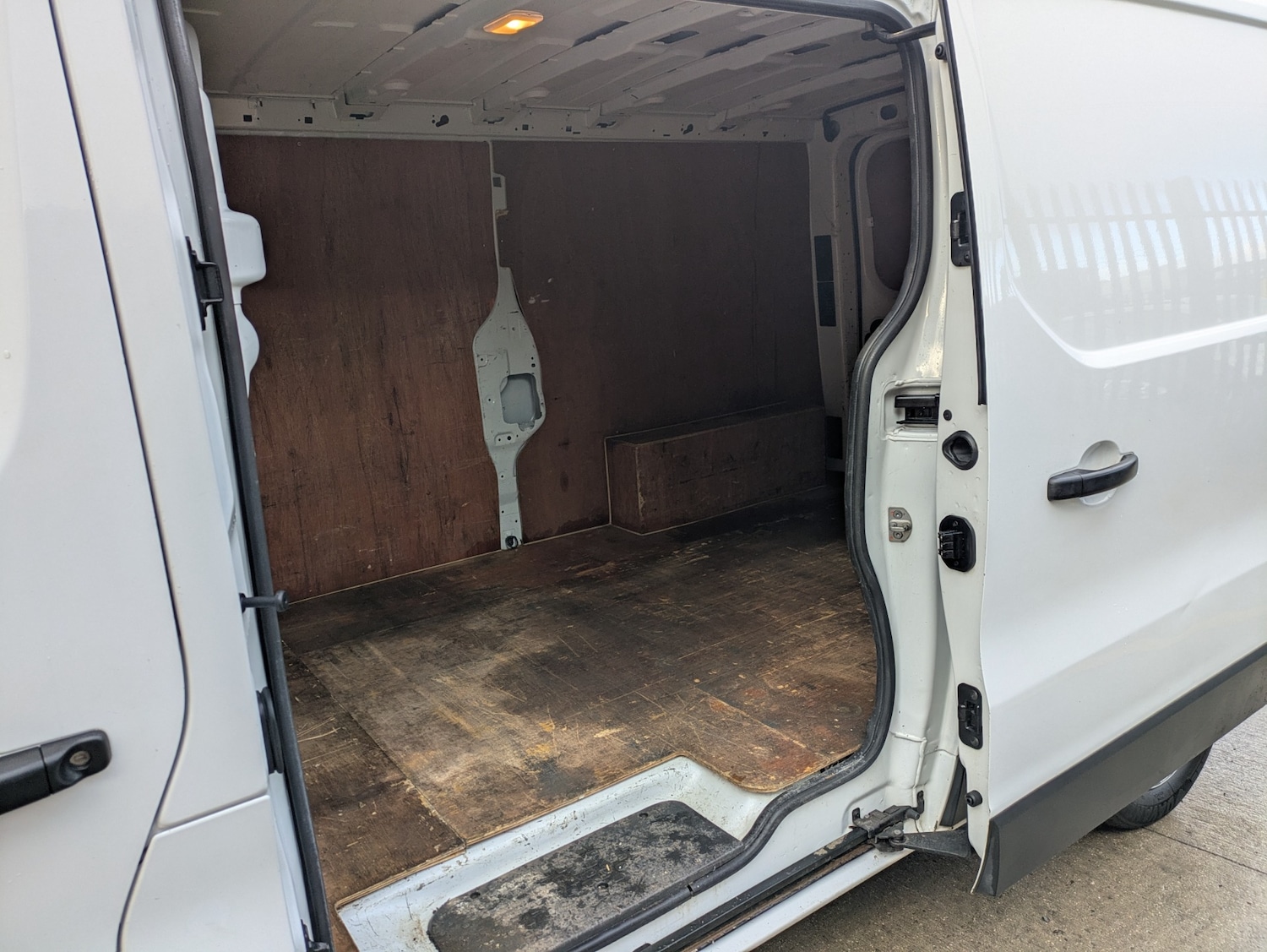 Used Vauxhall Vivaro 2018 for sale - 76517644: Photo 15