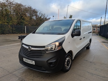Used Vauxhall Vivaro 2018 for sale - 76517644: Photo
