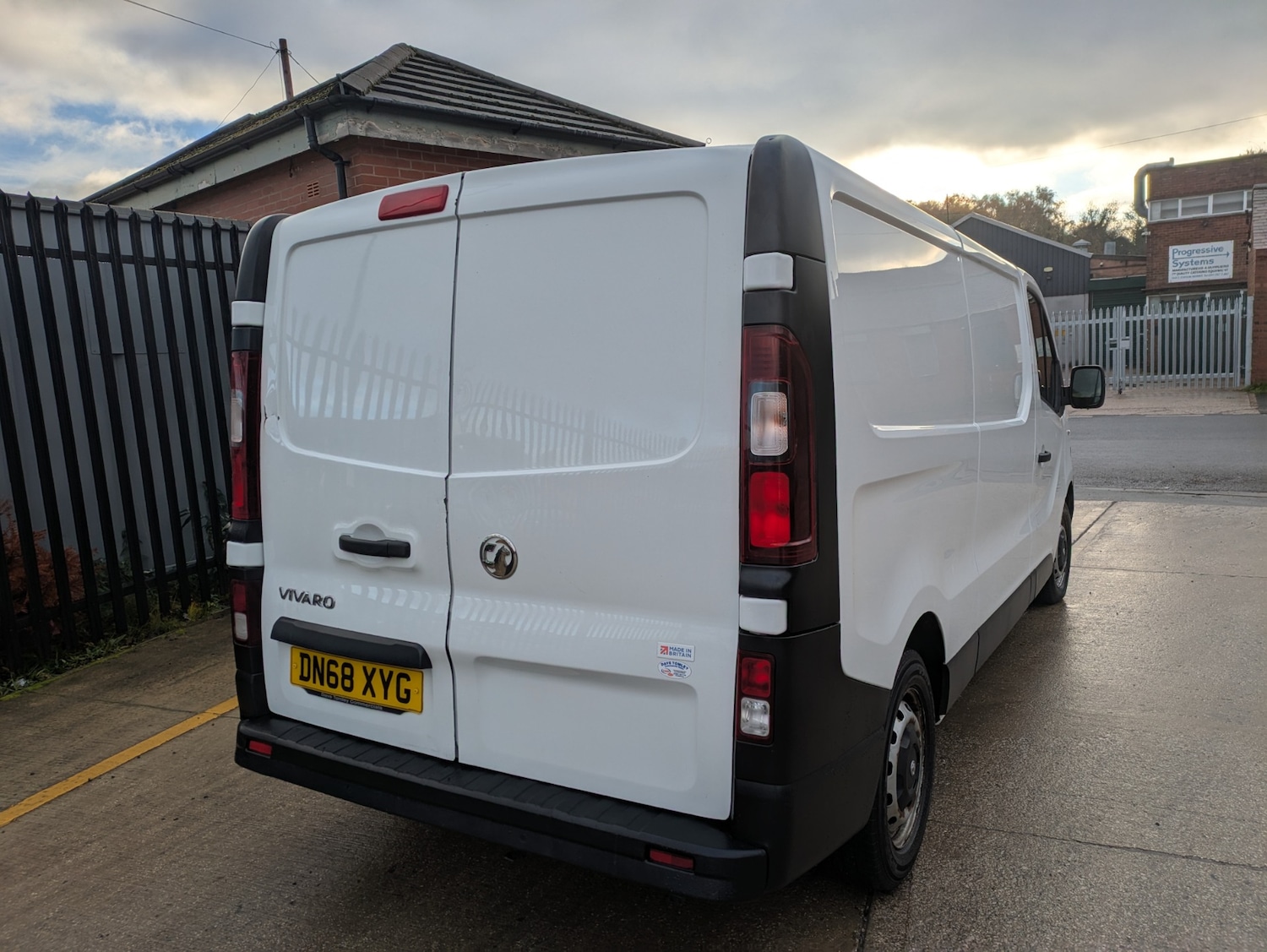 Used Vauxhall Vivaro 2018 for sale - 76517644: Photo 9
