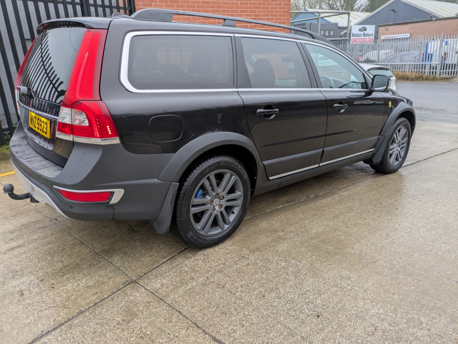 Used Volvo XC70 2015 for sale - 77502295: Photo 11