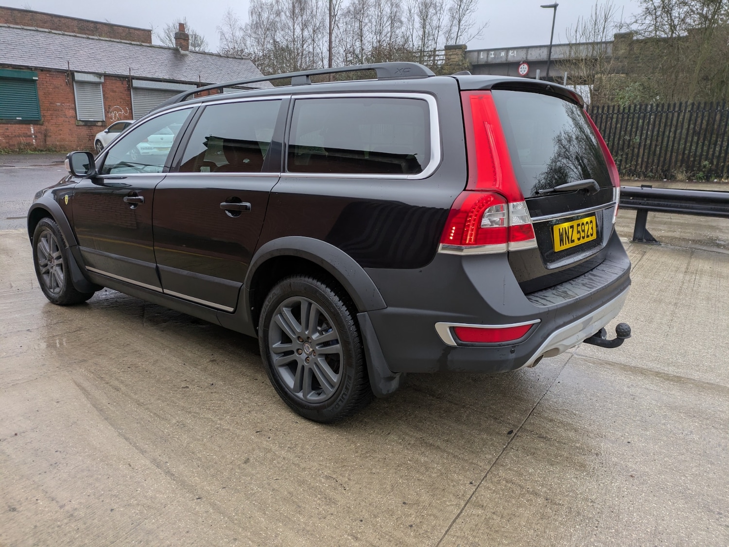 Used Volvo XC70 2015 for sale - 77502295: Photo 7