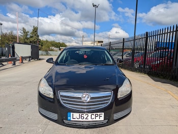 Vauxhall - Insignia