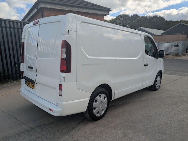 Used Vauxhall Vivaro 2018 for sale - 76103238: Photo 10