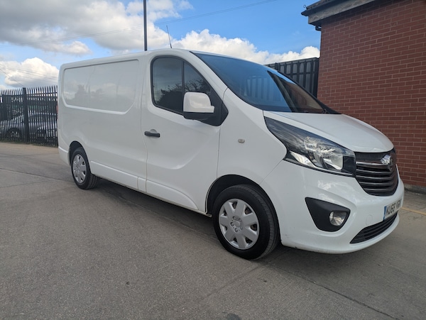 Used Vauxhall Vivaro 2018 for sale - 76103238: Photo 13