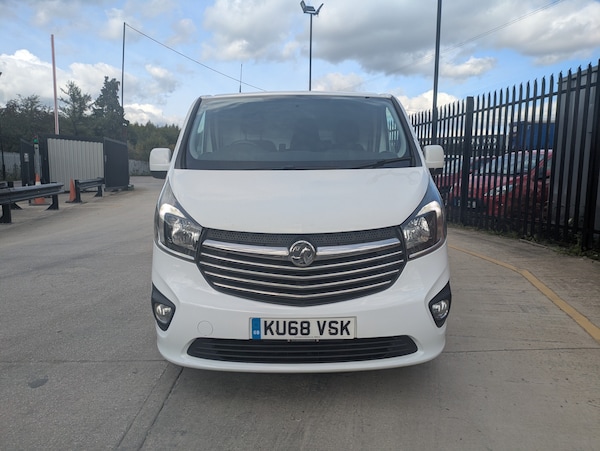 Used Vauxhall Vivaro 2018 for sale - 76103238: Photo 1