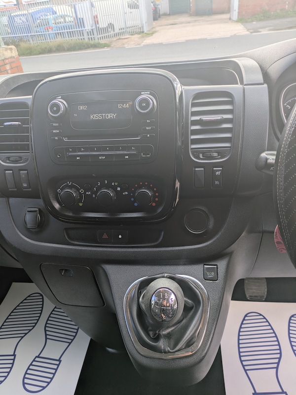 Used Vauxhall Vivaro 2018 for sale - 76103238: Photo 20