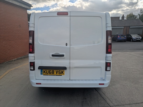 Used Vauxhall Vivaro 2018 for sale - 76103238: Photo 8