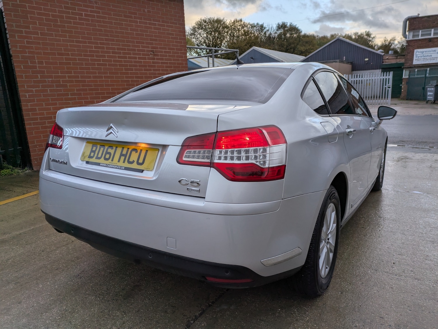 Used Citroen C5 2011 for sale - 76436194: Photo 8