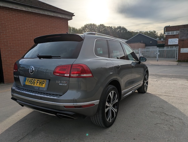 Used Volkswagen Touareg 2016 for sale - 76242822: Photo 10