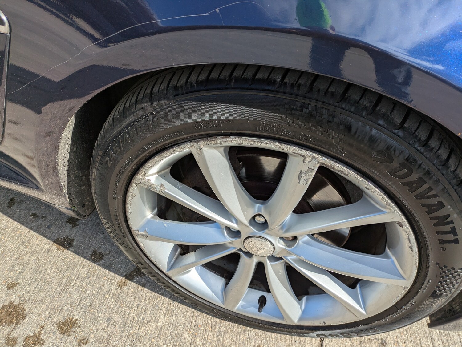 Jaguar XF 2014 (14) - 3.0d V6 Premium Luxury 4dr Auto [Start Stop] - Image 14