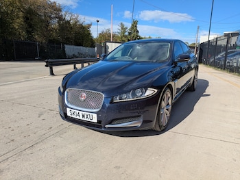 Used Jaguar XF 2014 for sale - 76181967: Photo