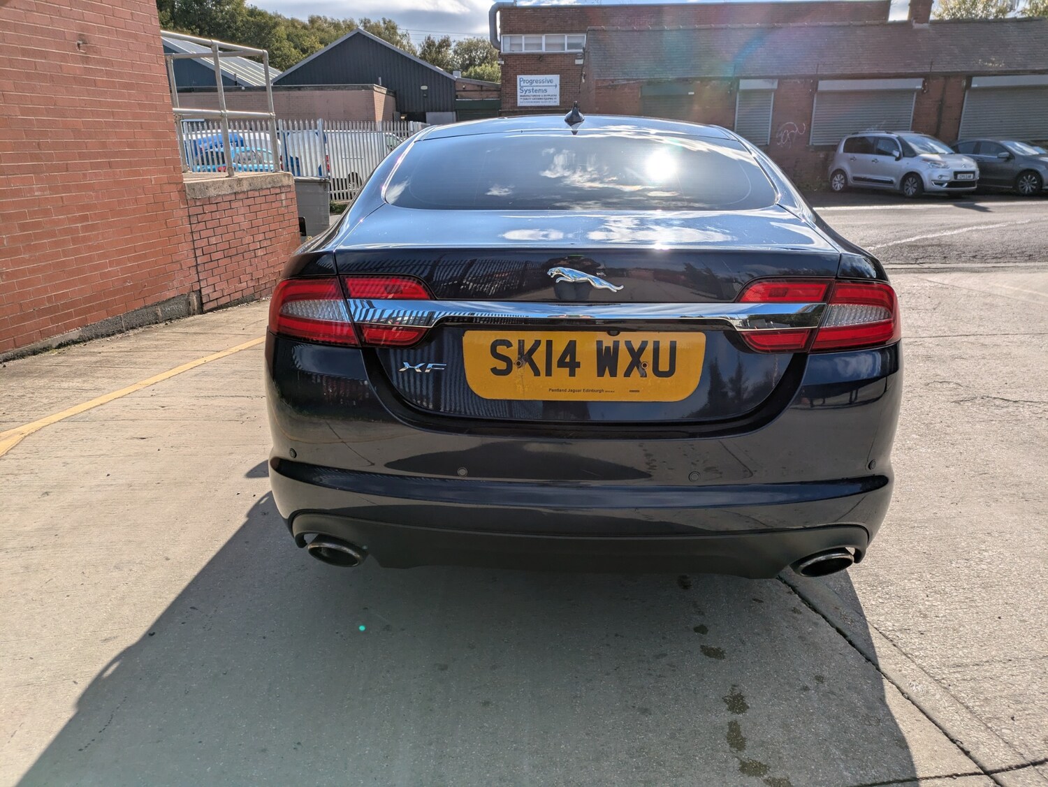 Jaguar XF 2014 (14) - 3.0d V6 Premium Luxury 4dr Auto [Start Stop] - Image 7