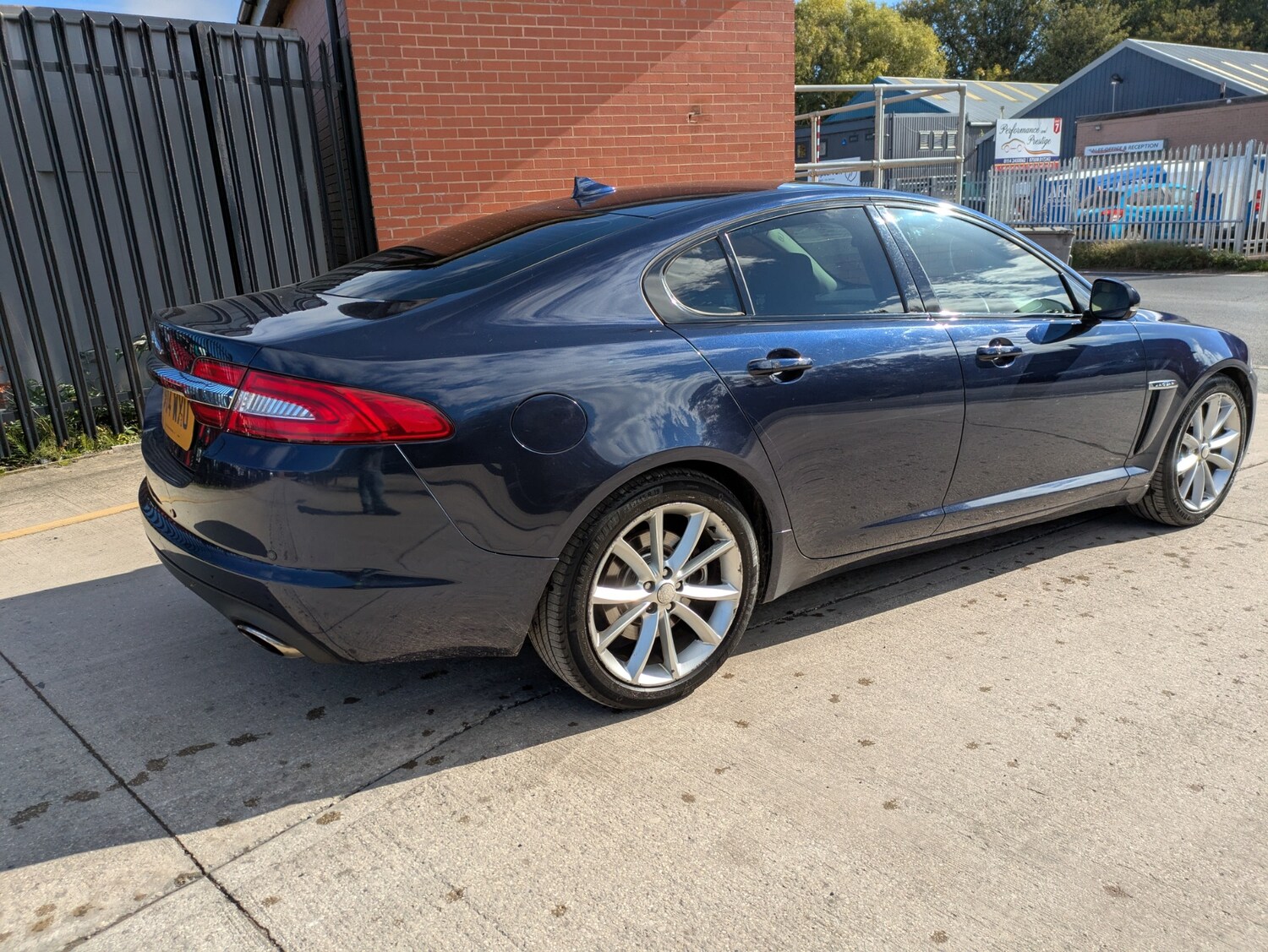 Jaguar XF 2014 (14) - 3.0d V6 Premium Luxury 4dr Auto [Start Stop] - Image 9