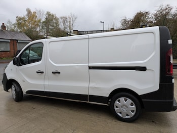 Used Vauxhall Vivaro 2017 for sale - 76542513: Photo