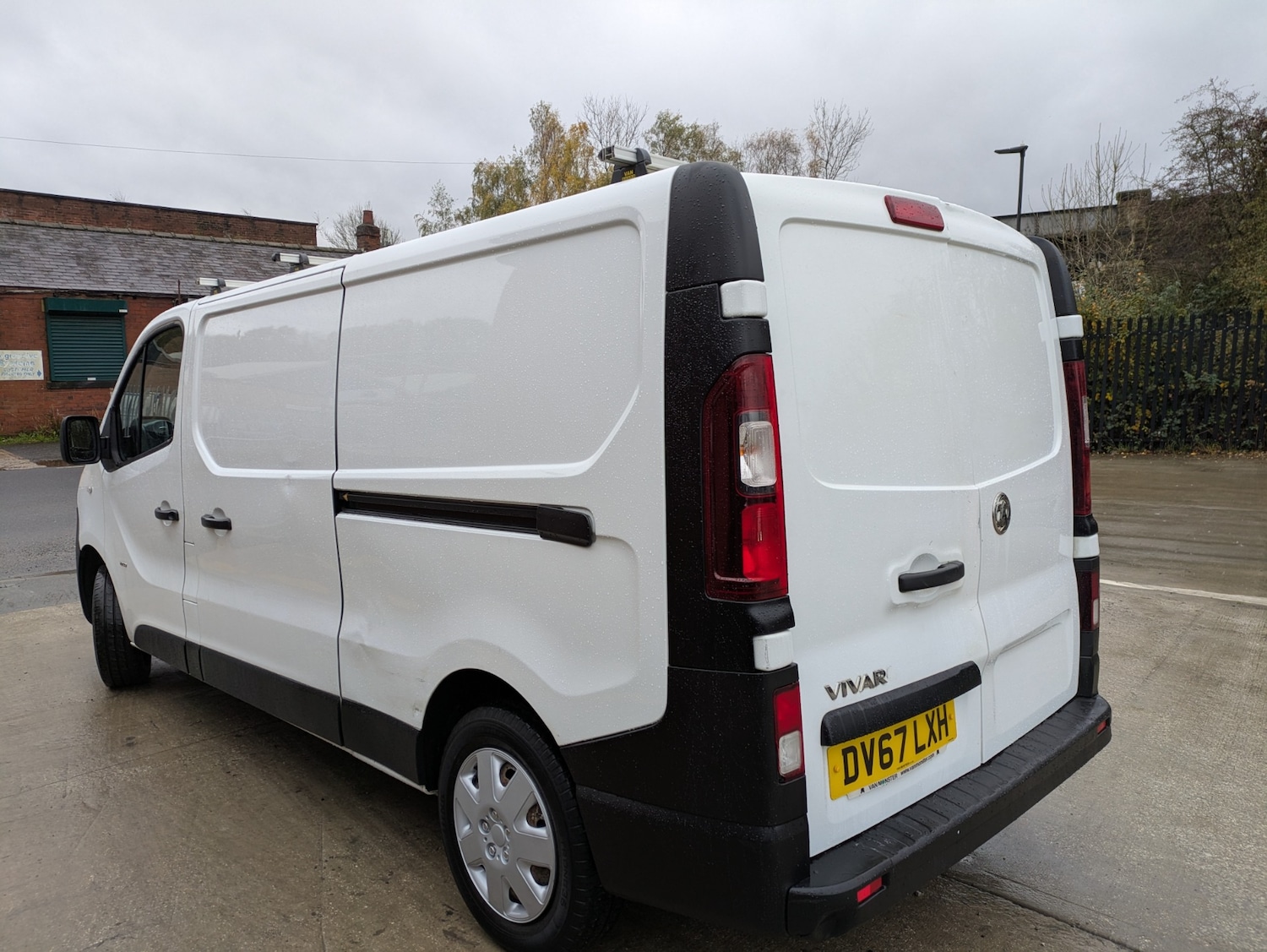 Used Vauxhall Vivaro 2017 for sale - 76542513: Photo 6