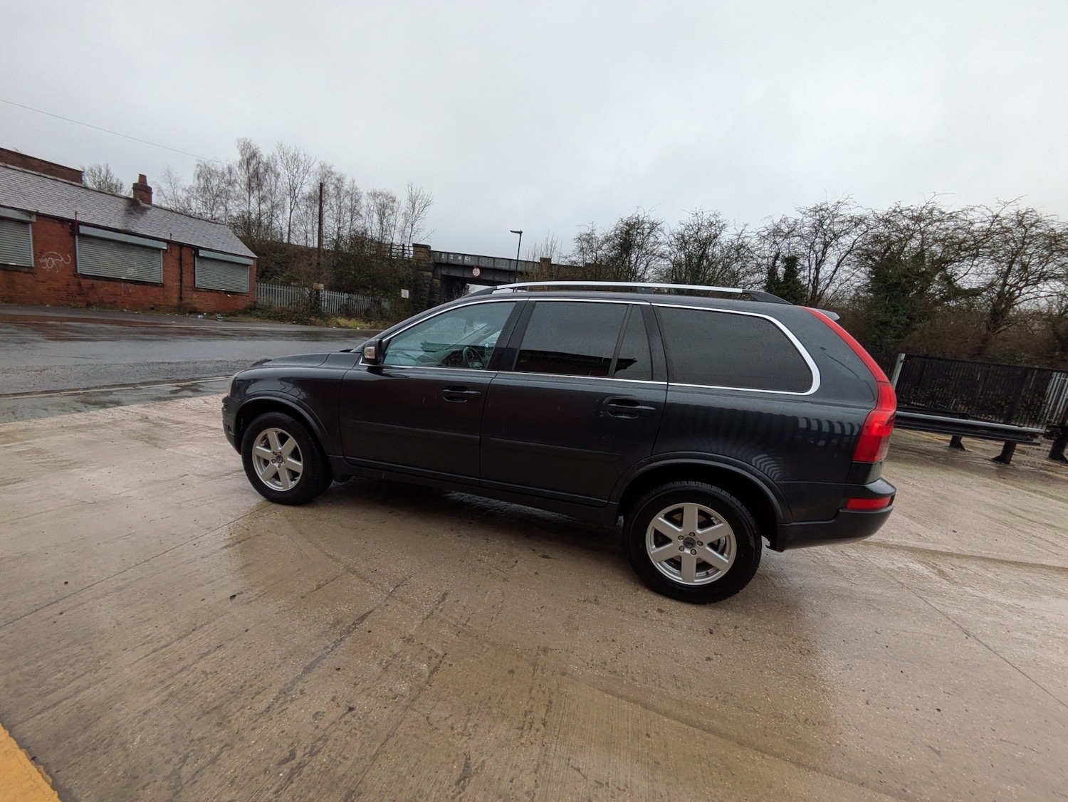 Used Volvo XC90 2011 for sale - 77475308: Photo 6